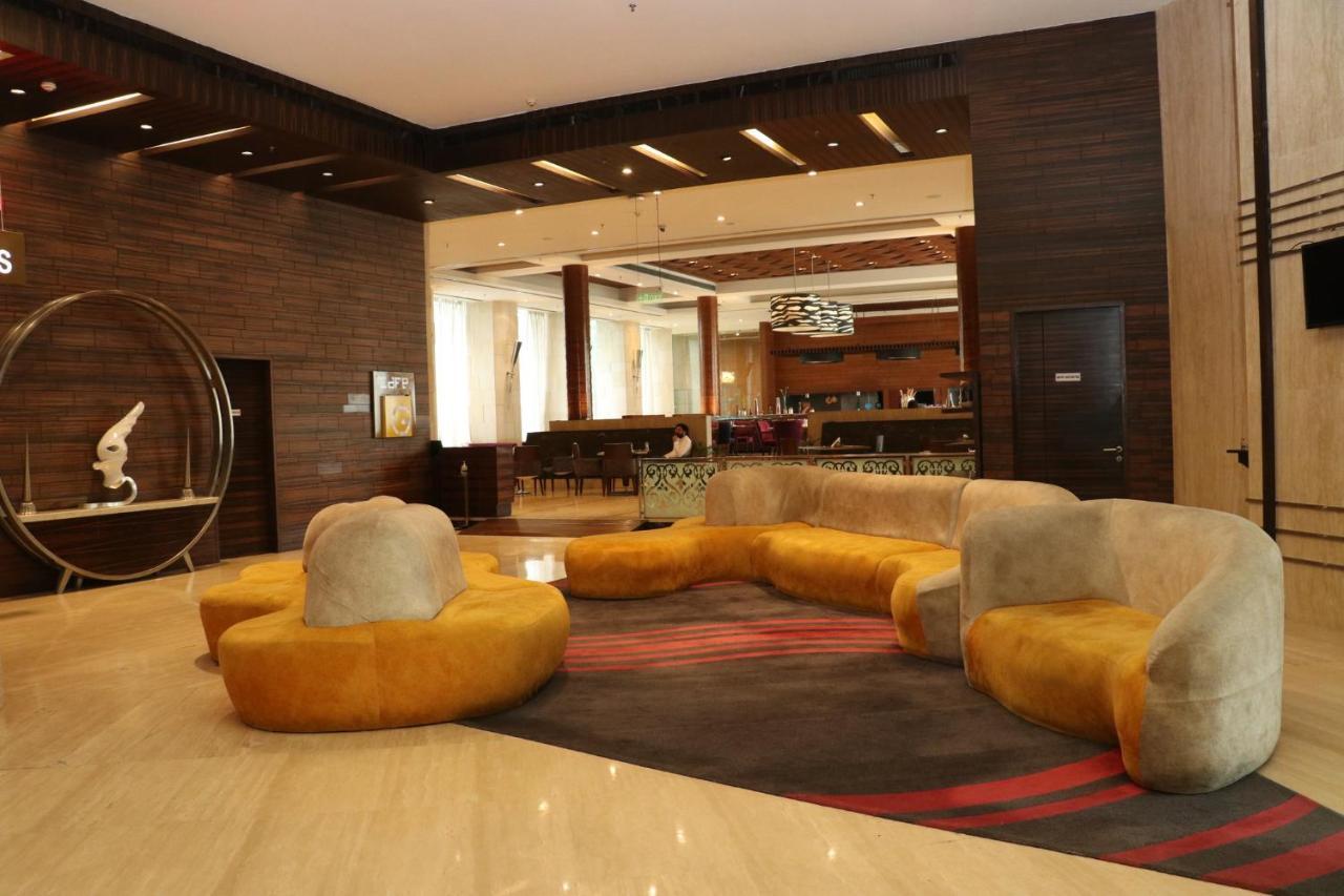 Holiday Inn Chandigarh Panchkula, An Ihg Hotel Εξωτερικό φωτογραφία